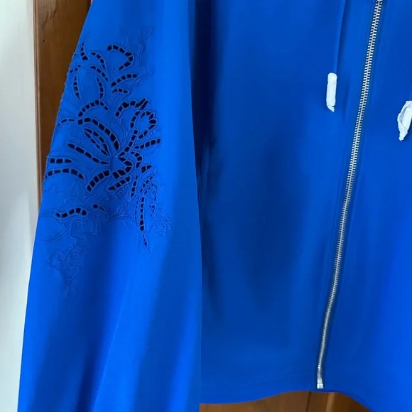 Vibrant Blue Tracksuit Set - Picture 2 of 7